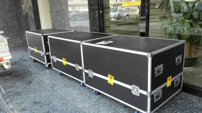 22 " 3D Holographic Projector 270 derajat Hologram Display Box Hologram Piramida Full HD Resolution 3D Display Showcase 3