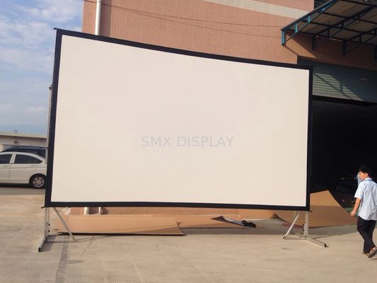 kualitas Outdoor 16:9 120 inci Proyeksi Depan Fast Fold Portable Projector Proyeksi Layar Dengan Stand Pabrik