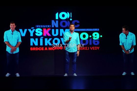 kualitas Tampilan Proyeksi Holografik 95um 160 ° Transparan 5x30m Pabrik