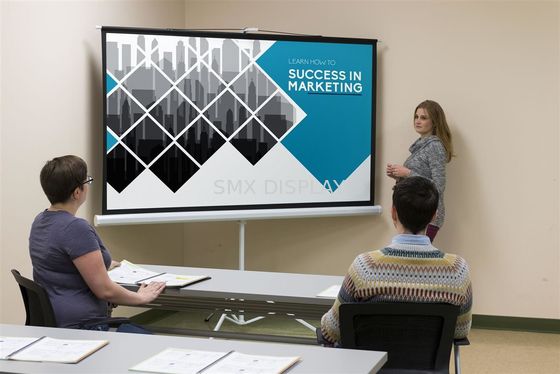 kualitas Layar Proyeksi Tripod Stand 84x84 inci Portable 1.0 Gain Pabrik